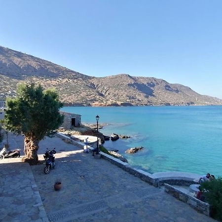 The Island Sea View Apartment Элунда Экстерьер фото